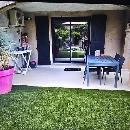 45m Avec Jardin De 50m